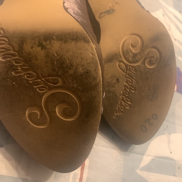 Seychelles 4” heels. - Picture 6 of 7